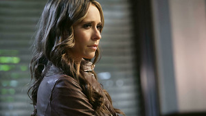 Vignette du programme télé Ghost Whisperer (Abus de pouvoir) S5 (10/22)