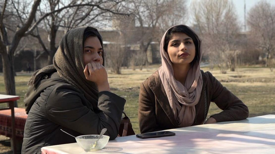 Vignette du programme télé Comme tu es belle ! Avoir 20 ans en pays taliban