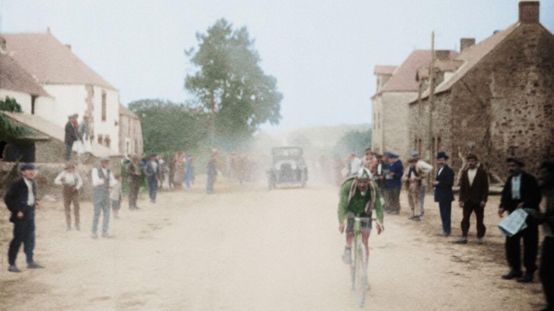 Vignette du programme télé Tour de France, une passion française