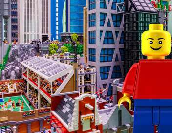 Vignette du programme télé Lego : dans les coulisses du n°1 du jouet