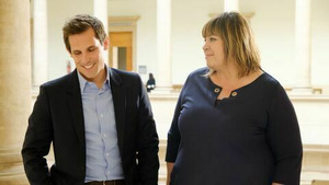 Vignette du programme télé La stagiaire (L'inconnue de la gare Saint-Charles) S4 (2/8)