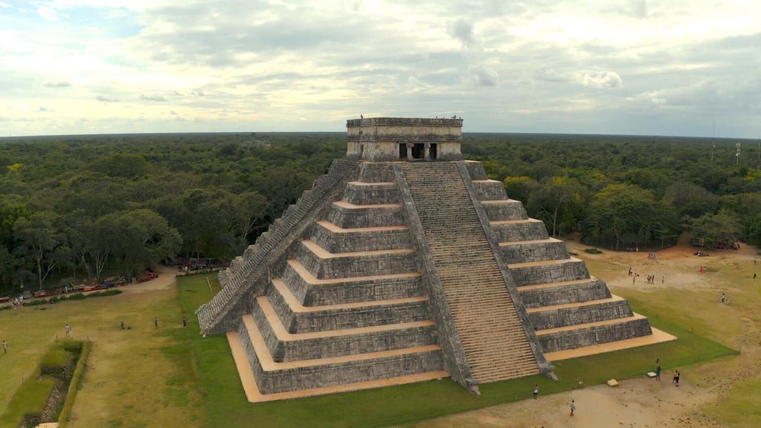 Vignette du programme télé Chichén Itzá : enquête sur l'énigme de la chute des Mayas
