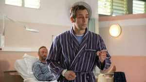 Vignette du programme télé Meurtres au paradis (Enquête sous perfusion) S10 (4/8)