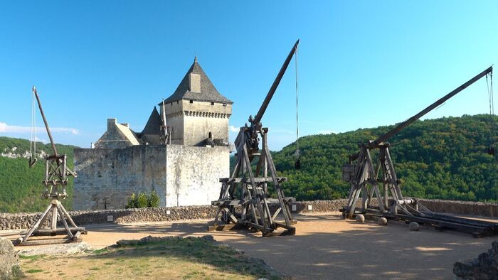 Vignette du programme télé La grande histoire des châteaux forts