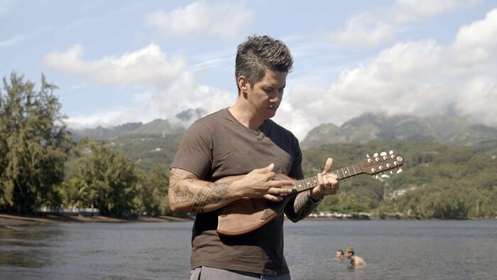 Vignette du programme télé Il n'y a pas de ukulele triste