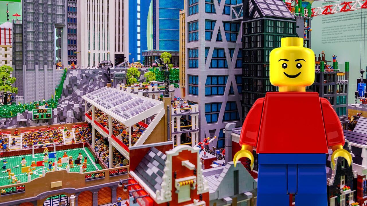 Vignette du programme télé Lego : dans les coulisses du N°1 du jouet