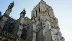 Vignette du programme télé Le génie des bâtisseurs (Notre-Dame de Paris, la reine des cathédrales) (n°6)