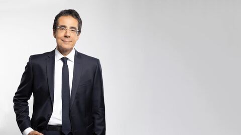 Vignette du programme télé 18H Darius Rochebin