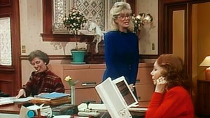 Vignette du programme télé Madame est servie (La belle indifférente) S3 (22/24)