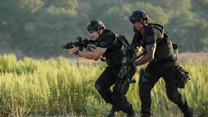 Vignette du programme télé S.W.A.T. *2017 (Pour une poignée de diamants) S6 (4/22)