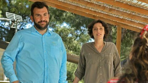 Vignette du programme télé Camping Paradis (Papa à la maison) S11 (2/6)