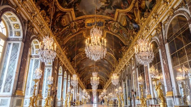 Vignette du programme télé La Republique a Versailles