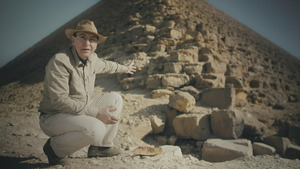 Vignette du programme télé Les secrets des bâtisseurs de pyramides (Le pharaon aux trois pyramides) S1 (2/6)