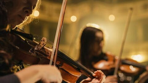 Vignette du programme télé "Les Musicales du Luberon - Mozart" avec Pierre Génisson