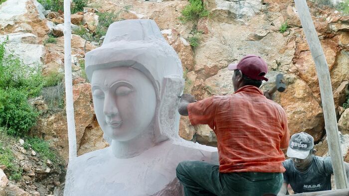 Vignette du programme télé Birmanie : les sculpteurs de marbre de Mandalay