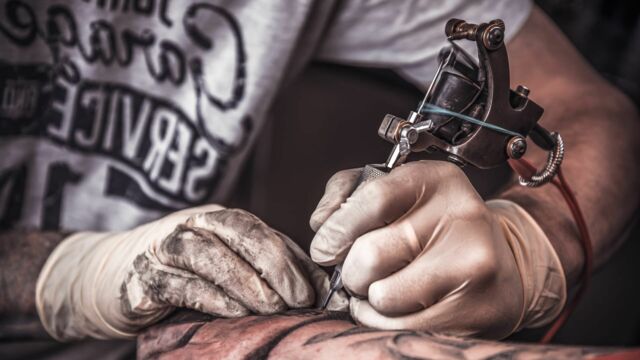 Vignette du programme télé Tattoo Cover : Sauveurs de tatouages