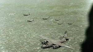 Vignette du programme télé Apocalypse : la 2e Guerre mondiale (L'enfer (1944-1945)) S1 (6/6)