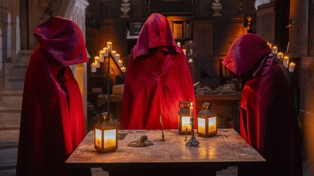 Vignette du programme télé Les traitres
