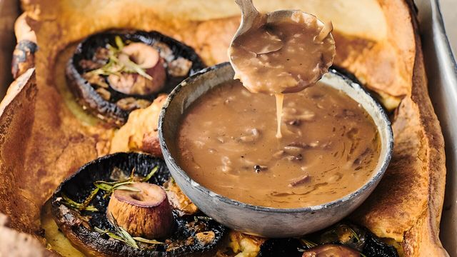 Vignette du programme télé Jamie Oliver : Repas simples pour tous les jours - Saison 1