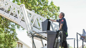 Vignette du programme télé Chicago Fire (Tenir bon) S11 (n°1)