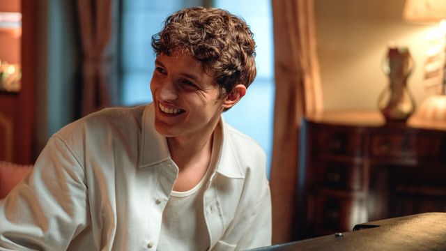 Vignette du programme télé Déambulations : Aliocha Schneider à l'Hôtel Grand Mazarin