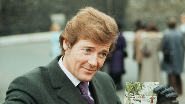 Vignette du programme télé Amicalement vôtre - Saison 1