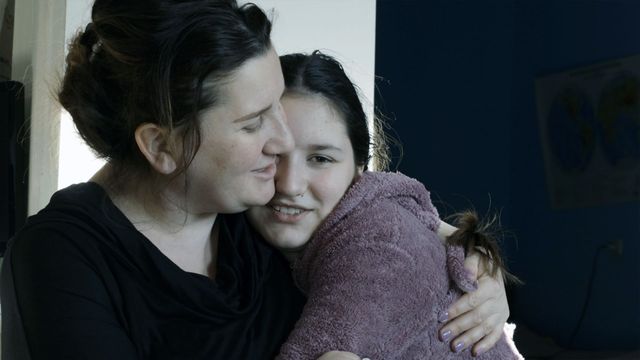 Vignette du programme télé Mère sous contrat