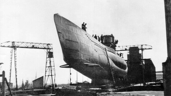 Vignette du programme télé 39/45 : l'histoire des bases sous-marines