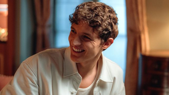 Vignette du programme télé Déambulations : Aliocha Schneider à l'Hôtel Grand Mazarin