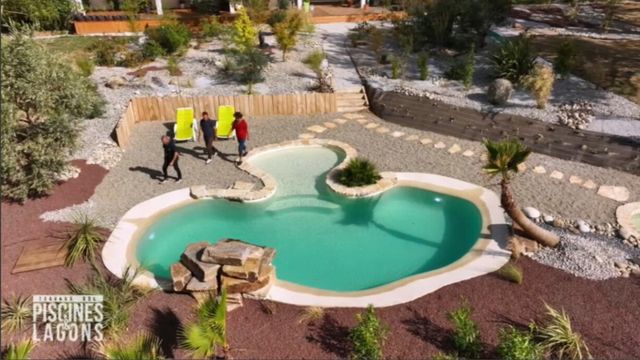 Vignette du programme télé Travaux XXL : piscines et lagons - Saison 2