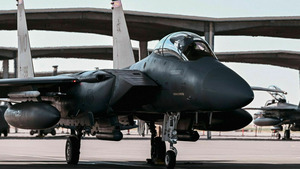Vignette du programme télé Les légendes de l'aviation de guerre (F15, chasseur de supériorité aérienne) S2 (n°6)