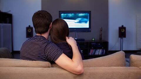 Vignette du programme télé Malédiction sur le campus