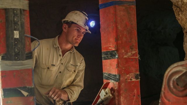 Vignette du programme télé Chercheurs d'opale - Saison 7