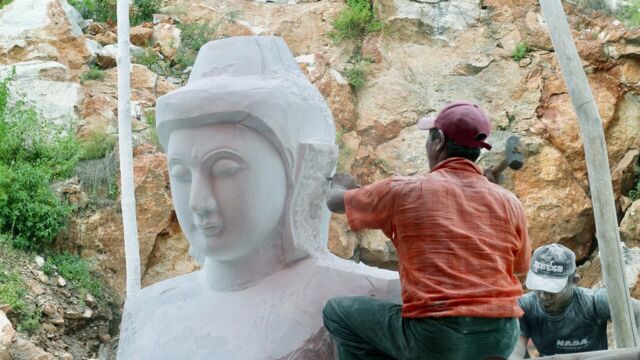 Vignette du programme télé Birmanie : les sculpteurs de marbre de Mandalay
