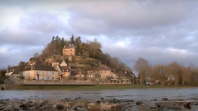 Vignette du programme télé Les carnets de Julie