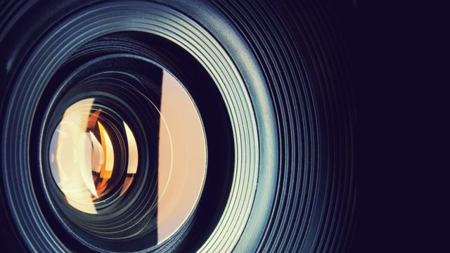 Vignette du programme télé Pop : le magazine des pratiques culturelles des 15-35 ans