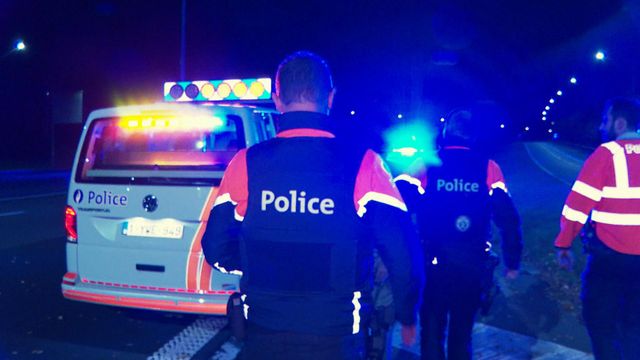 Vignette du programme télé 100 jours avec la police de la route - Saison 1