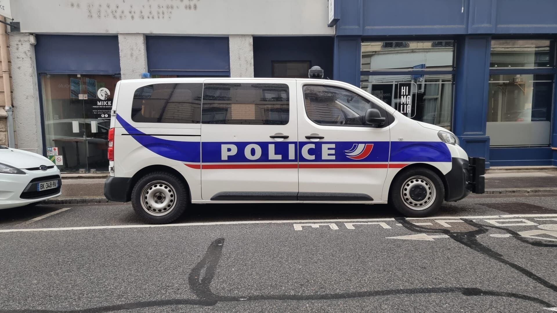 Vignette du programme télé 100 jours avec les secours