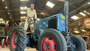 Vignette du programme télé Vintage Mecanic (Tracteur Ursus C45) S8 (12/17)
