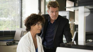 Vignette du programme télé Section de recherches (Manipulations) S11 (7/14)