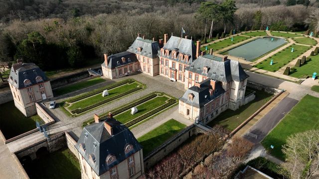 Vignette du programme télé Une vie de château