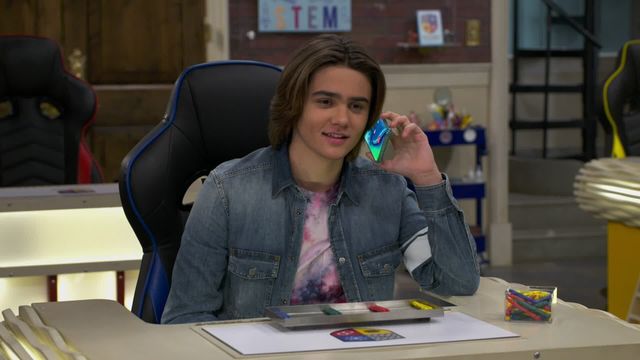 Vignette du programme télé Danger Force - Saison 1