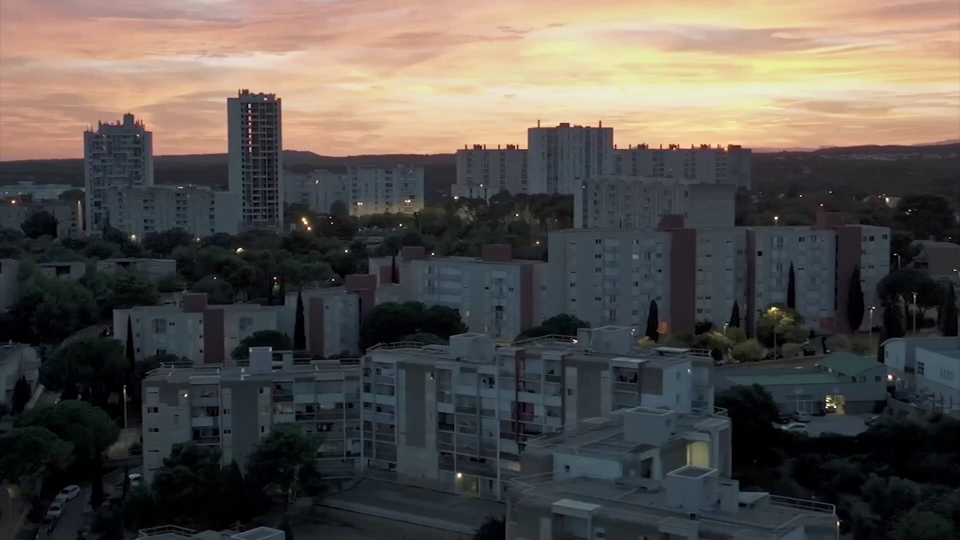 Vignette du programme télé Nîmes, la cité perdue de la drogue