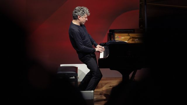 Vignette du programme télé Shahin Novrasli à la Fondation Louis Vuitton, Paris
