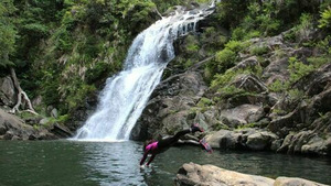 Vignette du programme télé Les plus beaux treks (La Nouvelle-Calédonie) S2 (n°4)