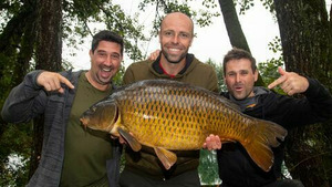 Vignette du programme télé Des stars et la pêche (Pêche dans les Costwalds) S2 (3/6)