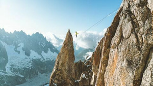 Vignette du programme télé Out of Frame S1 (n°1)