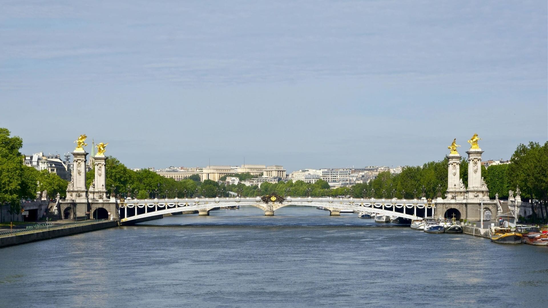Vignette du programme télé Les ponts de Paris, un patrimoine révélé