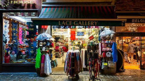 Vignette du programme télé La petite boutique des reprises