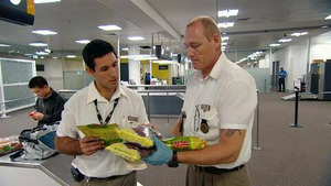 Vignette du programme télé Douanes sous haute surveillance (Drôle d'oiseau) S14 (n°9)
